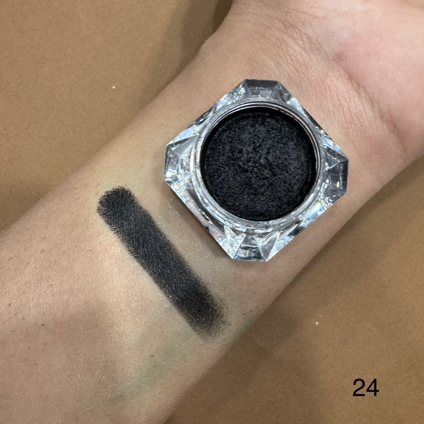 BOB Interferences Eyeshadows (24)